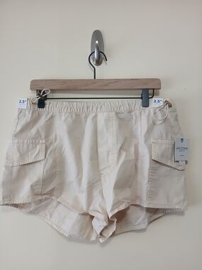 Arizona Jean Co Pebble Beach Pockets Cotton Boyfriend Shorts Size M 2.5" Inseam